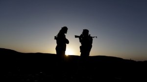 Столкновения между боевиками , обученными ЦРУ и Пентагоном (Американский журналист: В Сирии по вине Обамы «схлестнулись» ЦРУ и Пентагон)