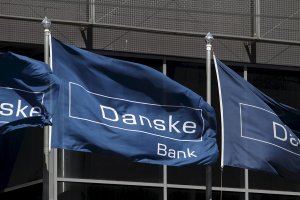 [] $30.000.000.000       Danske Bank  2013 .     "" 