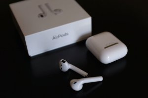 ,  Apple  AirPods 3  AirPods Pro 2!