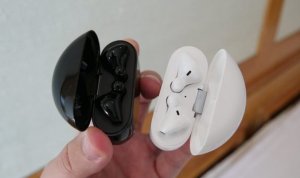   AirPods -     ?