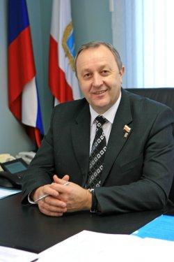 отец группового насильника