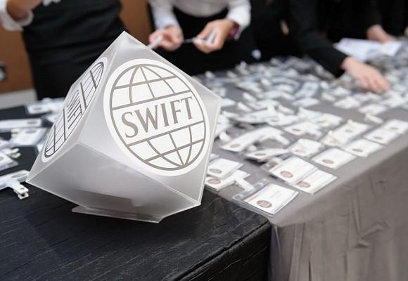     SWIFT -  :        