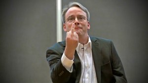 «Отец» Linux объявил Twitter, Facebook и Instagram «болезнью»