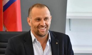 Главе Балканского союза велоспорта, включившего гимн России, запретили проводить велогонку
