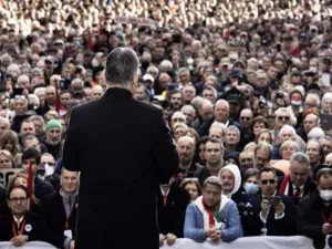 Венгры проголосовали против антироссийских санкций