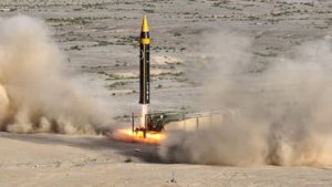 Иран представил новую баллистическую ракету с дальностью в 2000 км