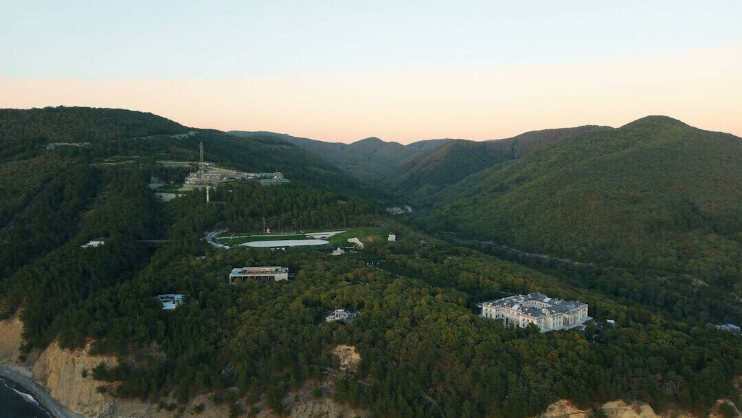 Бункер путина в геленджике фото