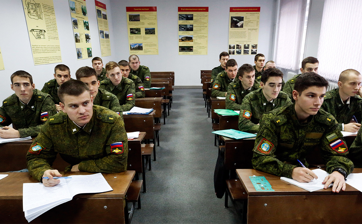 Какие фотографии нужны в военкомат для поступления в военное училище