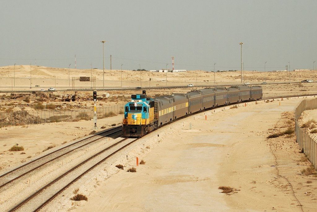 Саудовская аравия дороги. ЖД Саудовской Аравии. Саудовская Аравия ЖД вокзал. Железная дорога в Саудовской Аравии. Дороги в Саудовской Аравии.