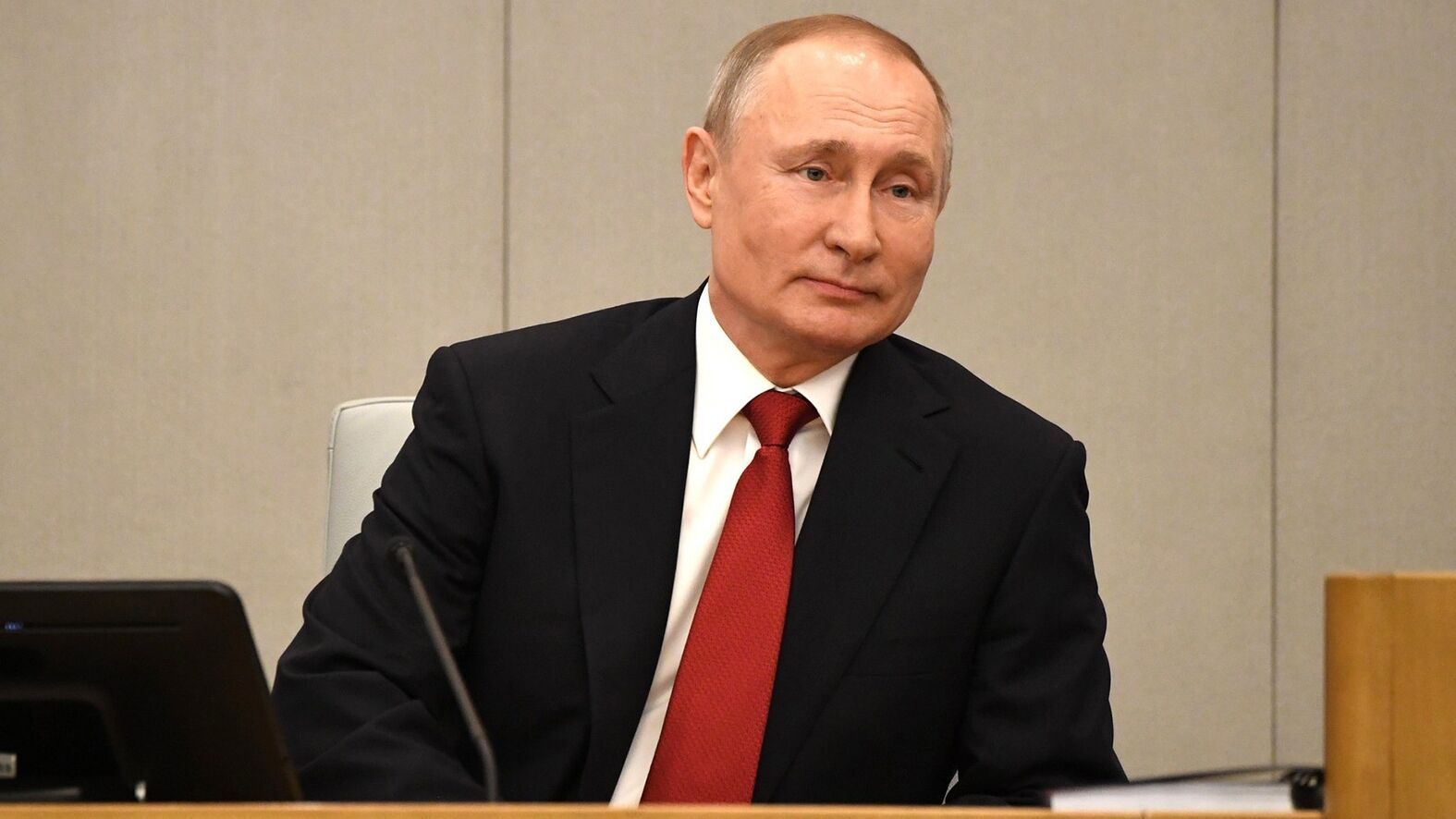 Путин поручил пересчитать тарифы на электроэнергию с учетом расходов из-за коронавирус