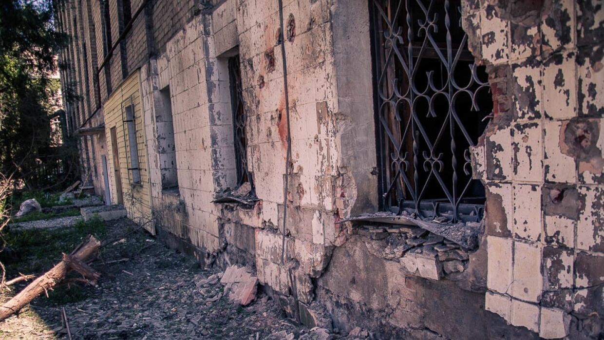 Донбасс сегодня: тяжелая артиллерия ударила по Донецку, взвод ВСУ совершил групповой побег