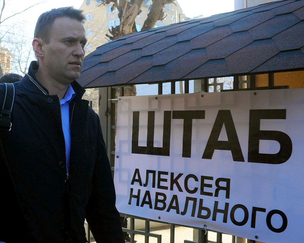 Политолог Осташко прокомментировал массовое бегство из штабов Навального
