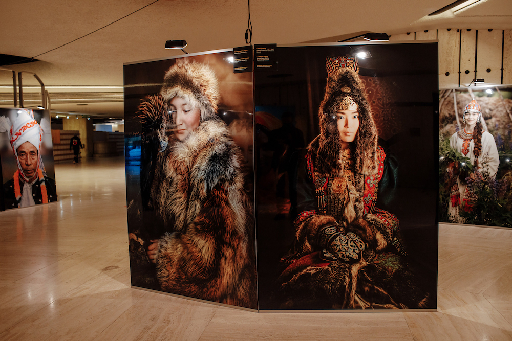В отделении ООН в Женеве открылась фотовыставка Александра Химушина 