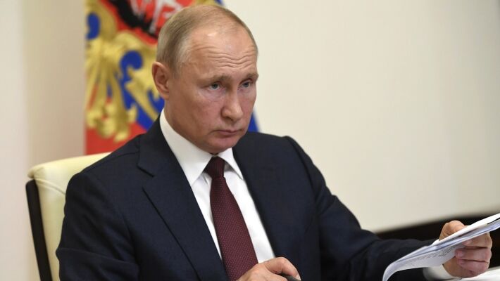 Путин одобрил стратегию экономического развития кабмина