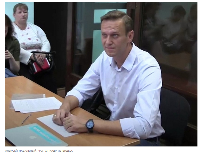 Врачи Лабытнангской горбольницы более получаса пытались реанимировать Навального