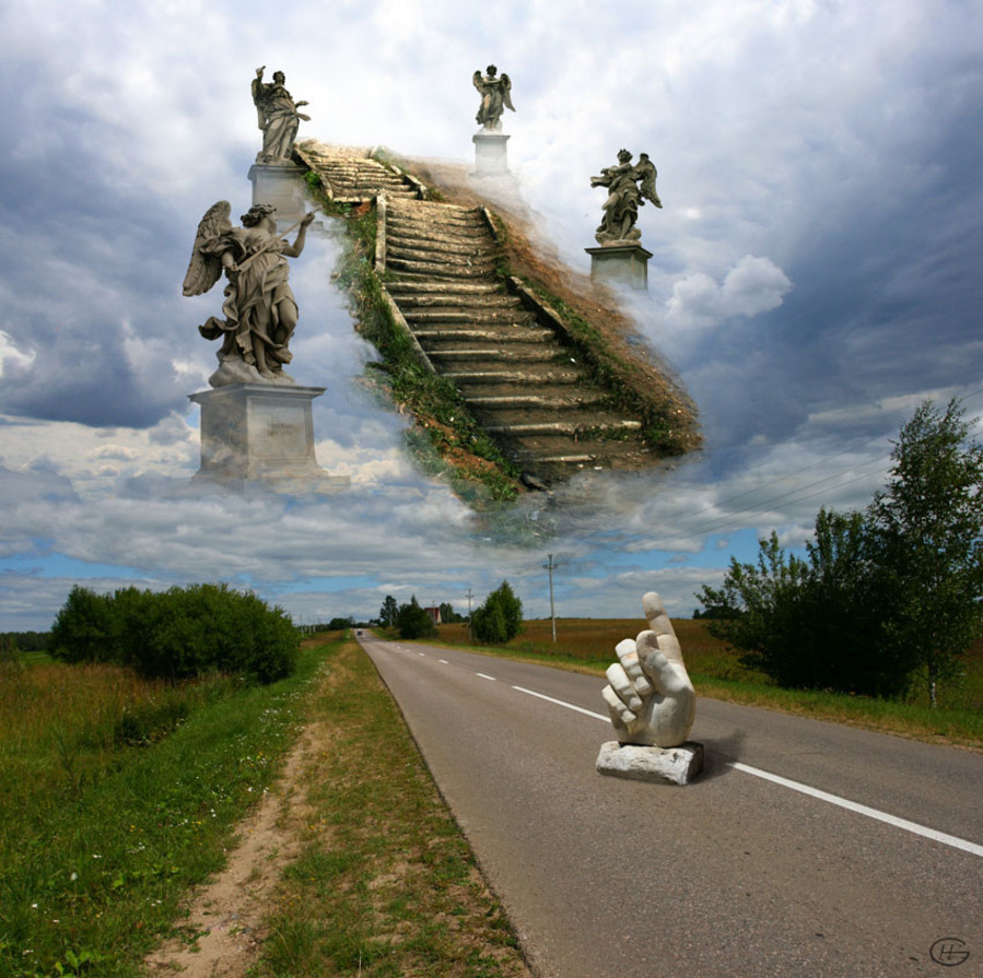 Середина жизни 2. Дорога к Богу. Скульптура лестница. Дорога в рай. Ступени к небу.