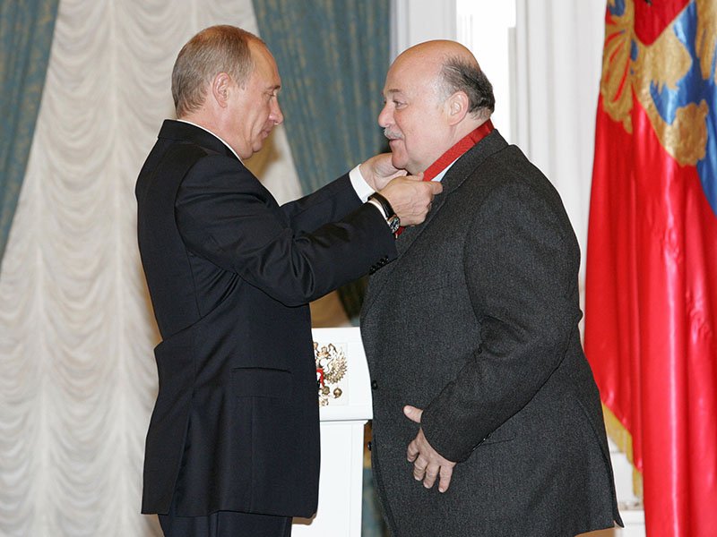 Калягин вайно. Александр Калягин Путин. Путин и Калягин. Калягин Станислав Александрович и Путин. Калягин и Путин фото.