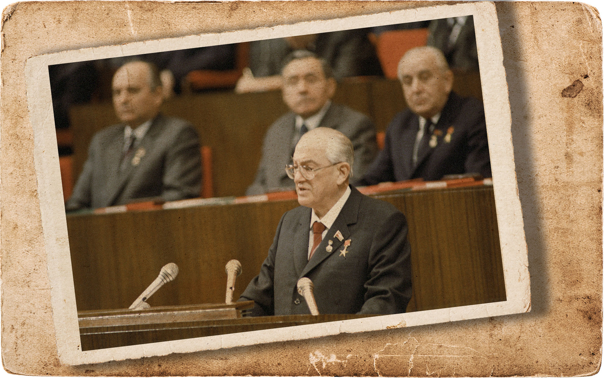 Правление брежнева андропова. Андропов ЦК КПСС. Генсек ЦК КПСС Андропов. Андропов генеральный секретарь. Андропов КГБ.