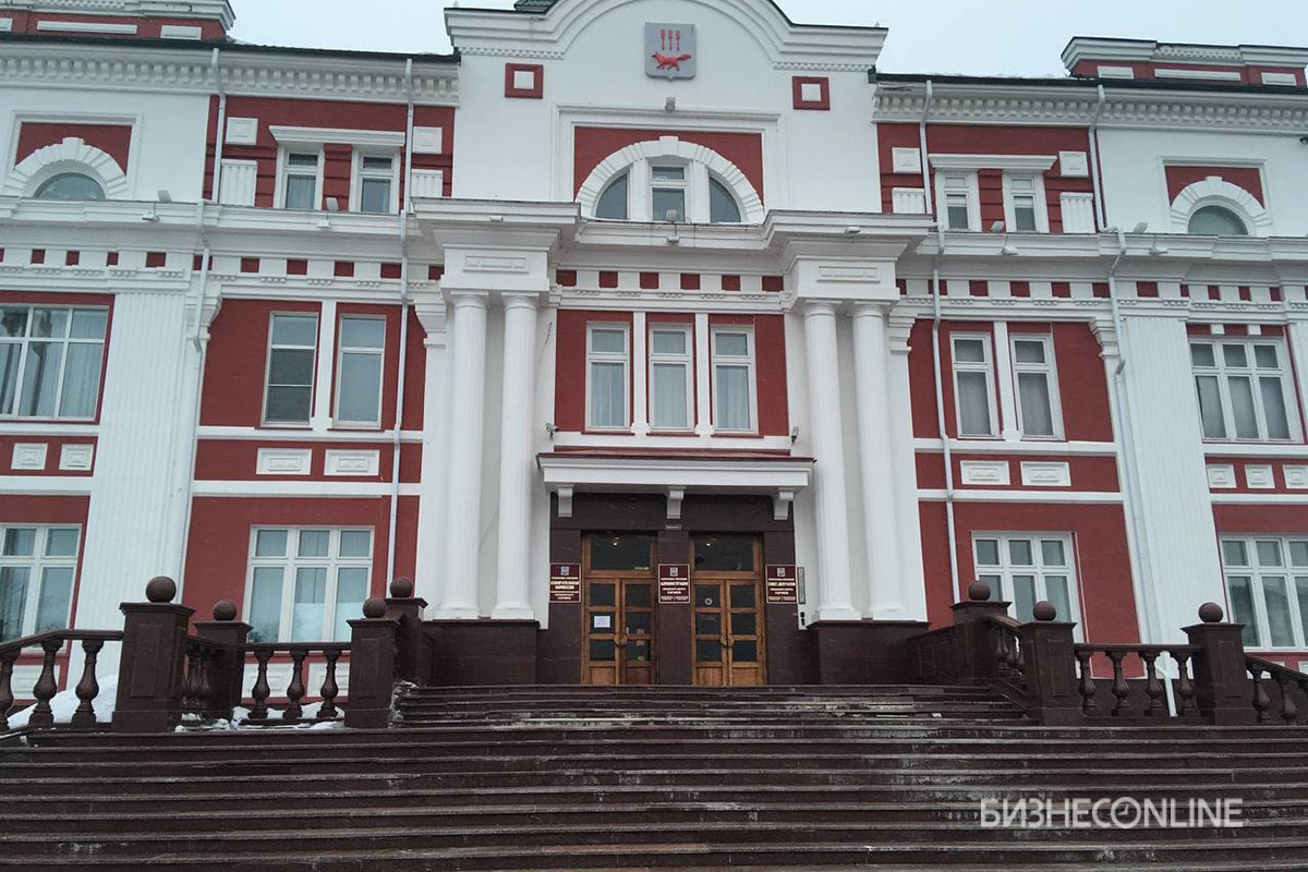 Организации город саранск. Мэрия Саранска. Саранск советские здания. Огни Саранска Саранск.